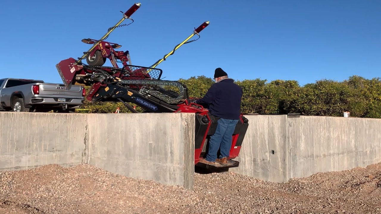 Mini Skid grading with SharpGrade