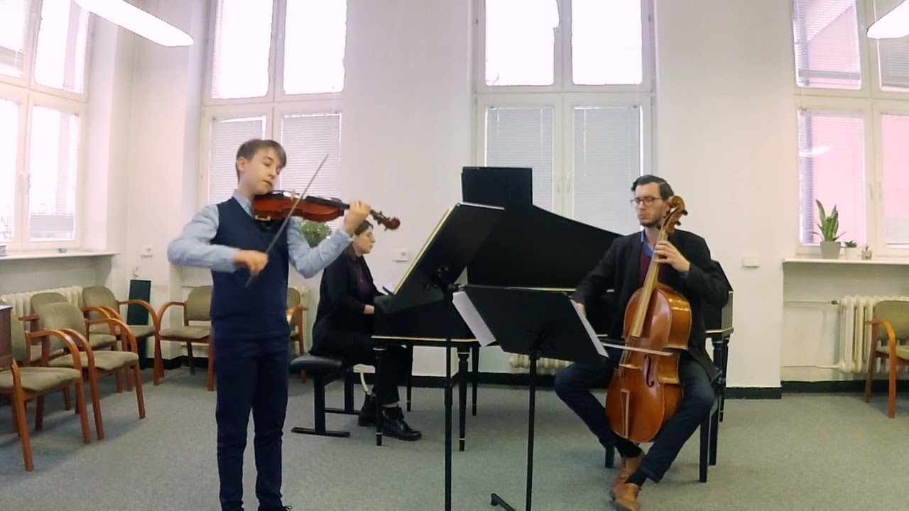 Adam Nazarczuk -skrzypce A. Corelli, Sonata d-moll op.5 No.7