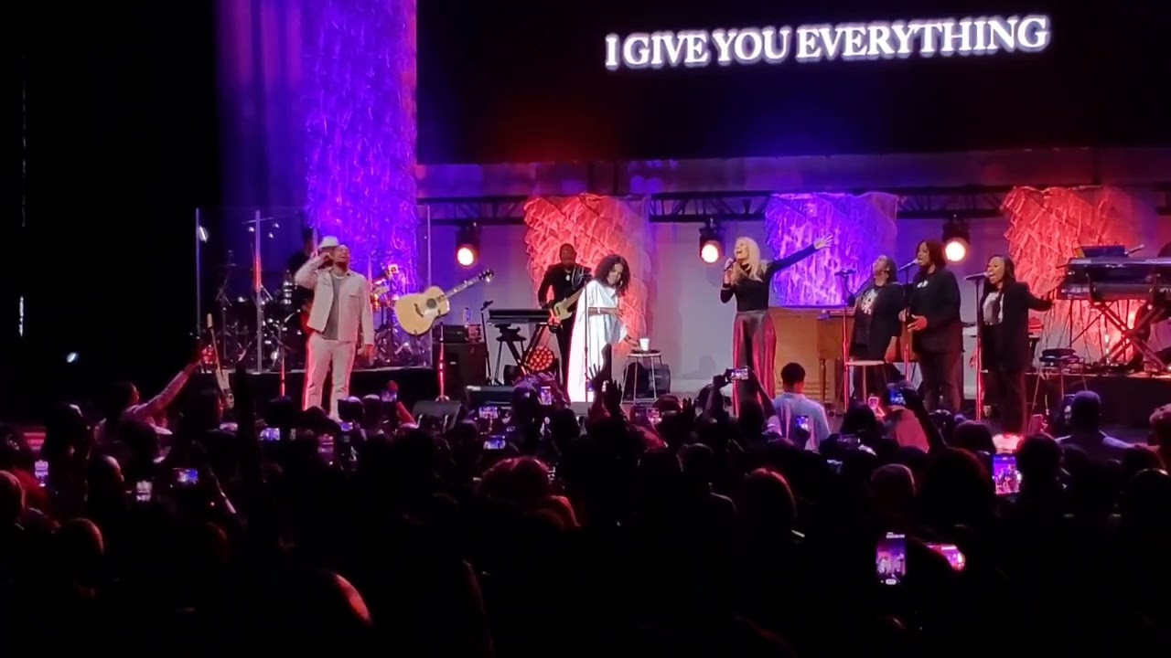 CeCe Winans | Jenn Johnson - GOODNESS OF GOD - Live in New York #cecewinans #jennjohnson #jesusmusic