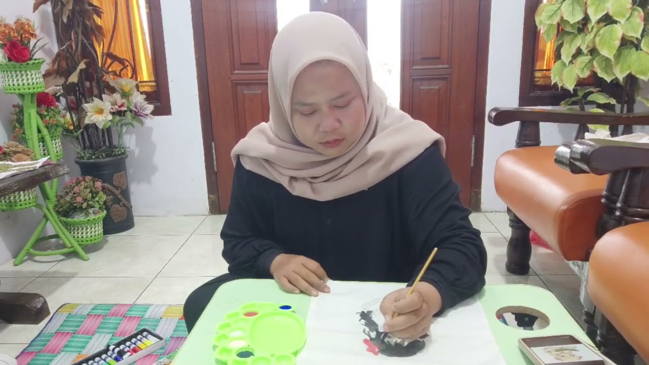 My Yuliana | UAS Praktek Seni Rupa | Melukis Totebag