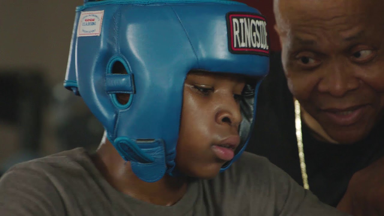 Ravens in the Community: UMAR Boxing