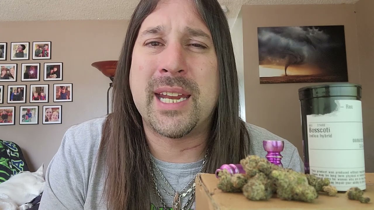 Dan's 420 Chronicles - Bosscoti / Weed Review 8/12/22