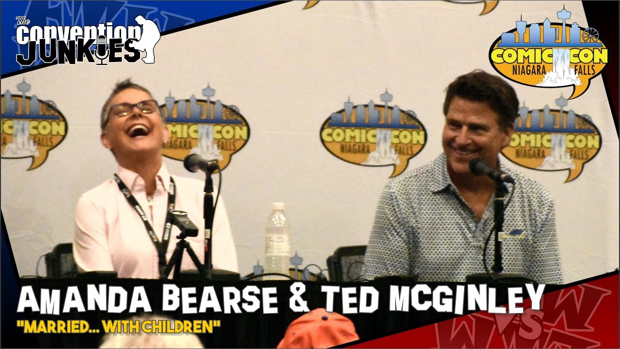 Married With Children’s Amanda Bearse & Ted McGinley at Niagara Falls Comic Con 2019