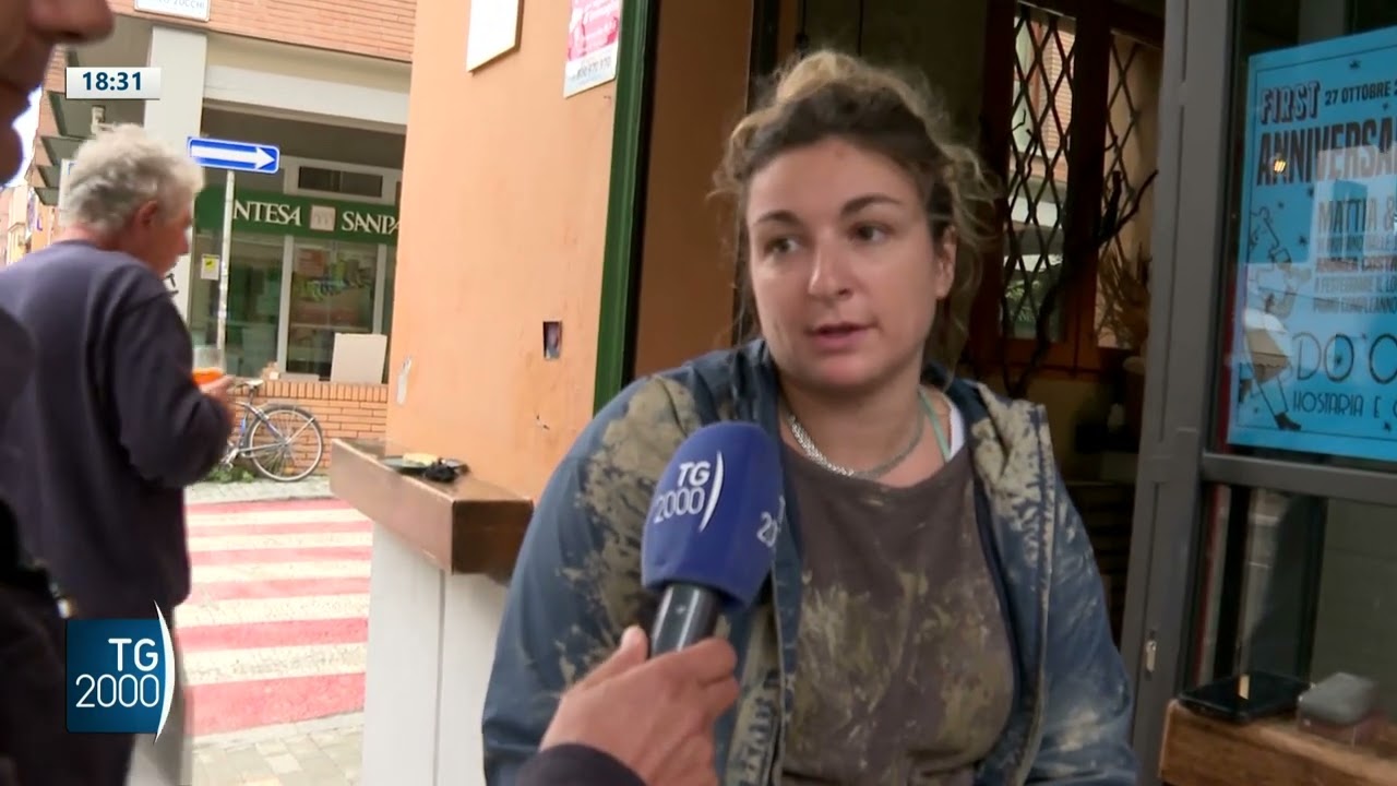 Maltempo, Bologna piegata dalla pioggia tra danni e solidarietà