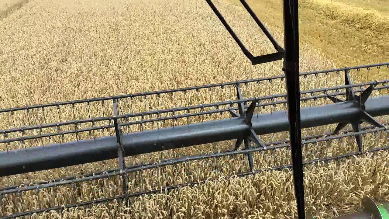 Wheat harvest 2014 | John Deere STS 9880i | 9.3 t/ha