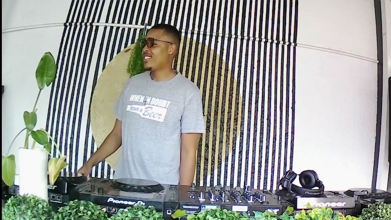 UNDERGROUND SATURZ SESSIONS MIX   NASTRO AZZURI