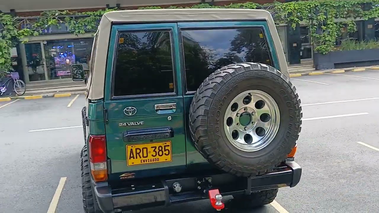 Toyota Carevaca 4.5 - 1995 Full equipo, 5 Rines modulares, 5 llantas Mickey