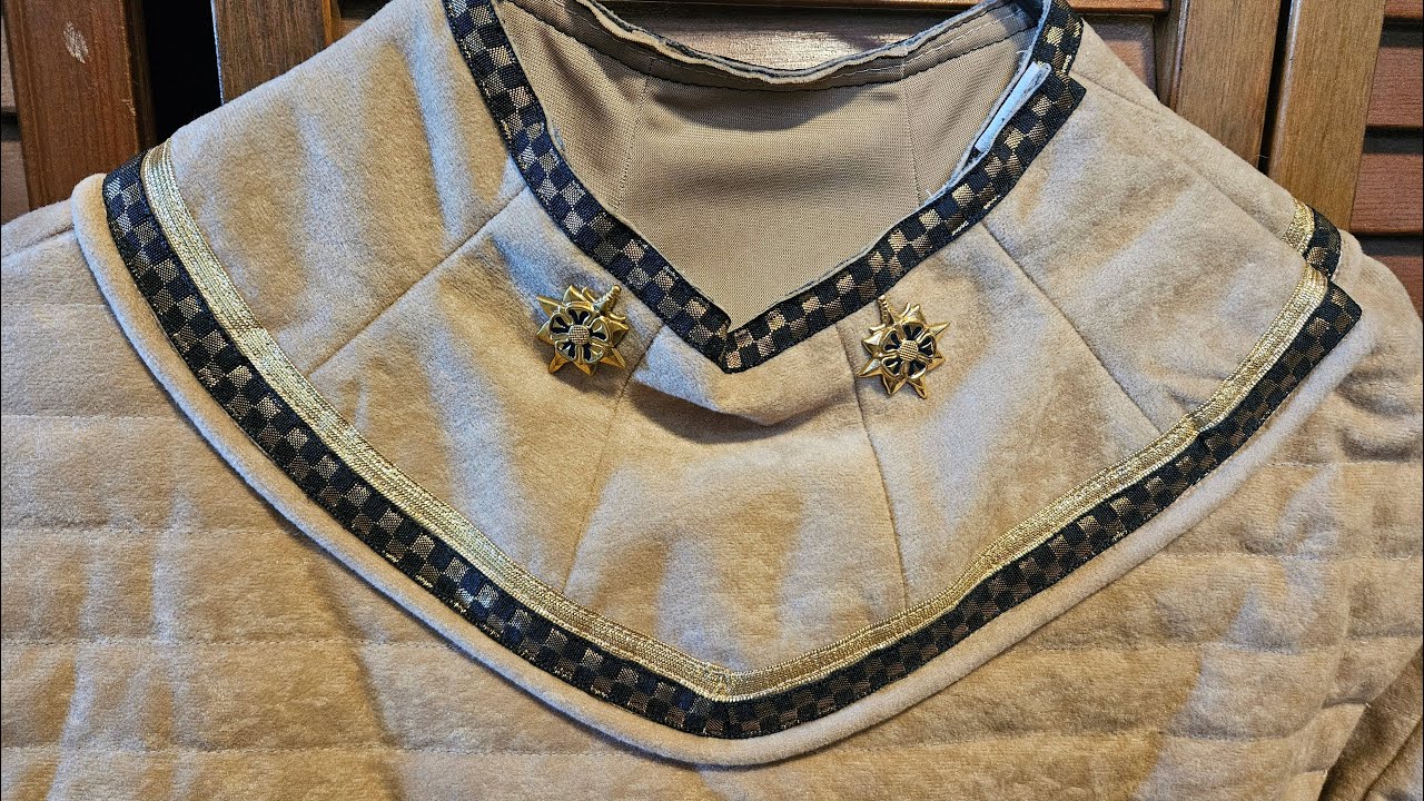 Battlestar Galactica Remembered - GalacticCostume Warrior Uniform review!