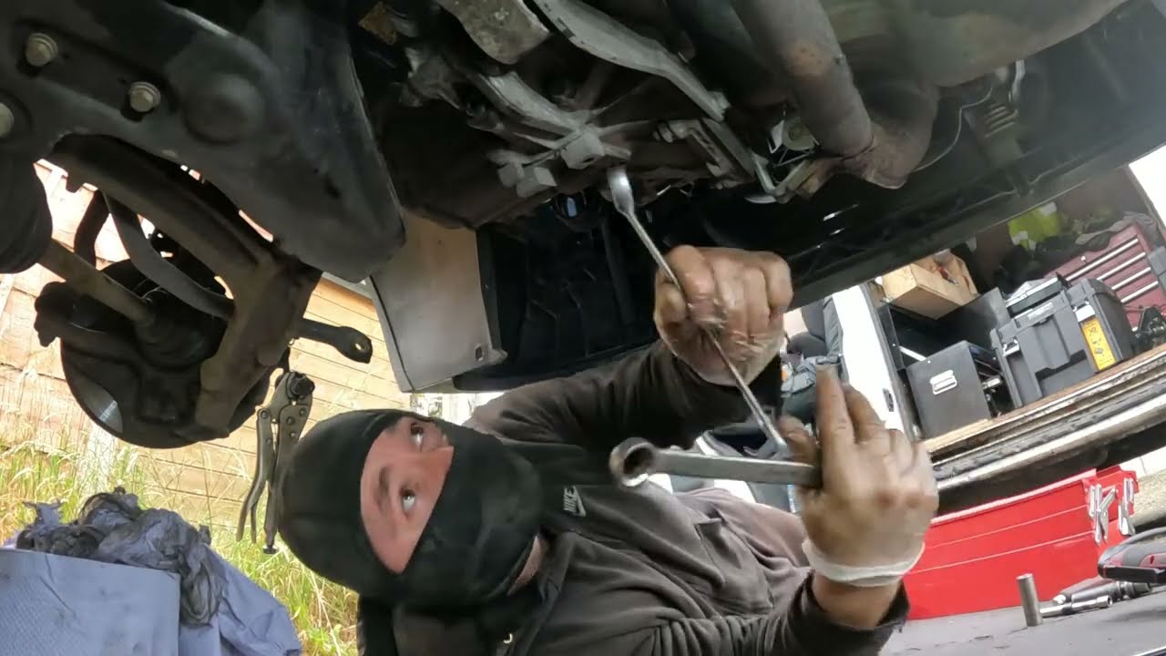 Fiat Panda 1.1 Clutch Replacement.