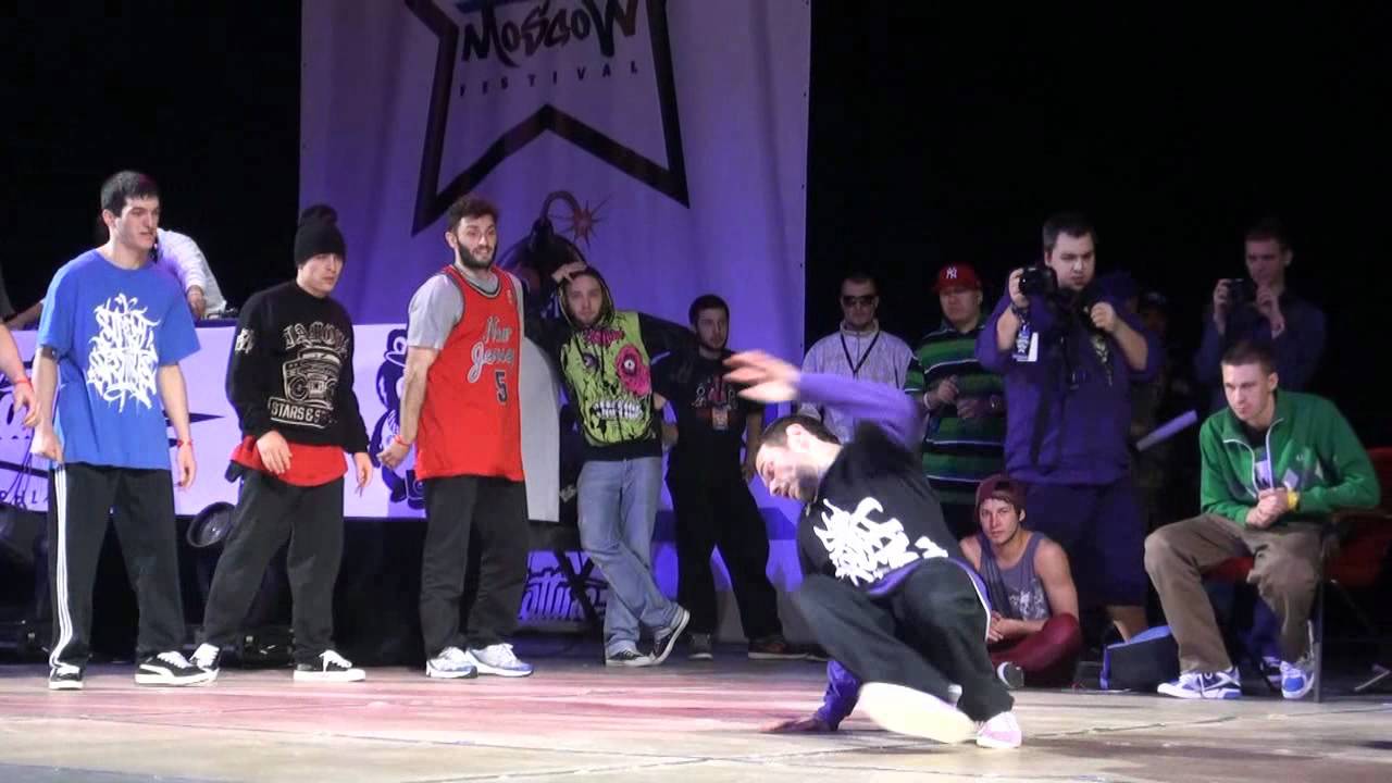 Predatorz vs Bmt & Mafia 13  1/2 final Boty Russia 2011
