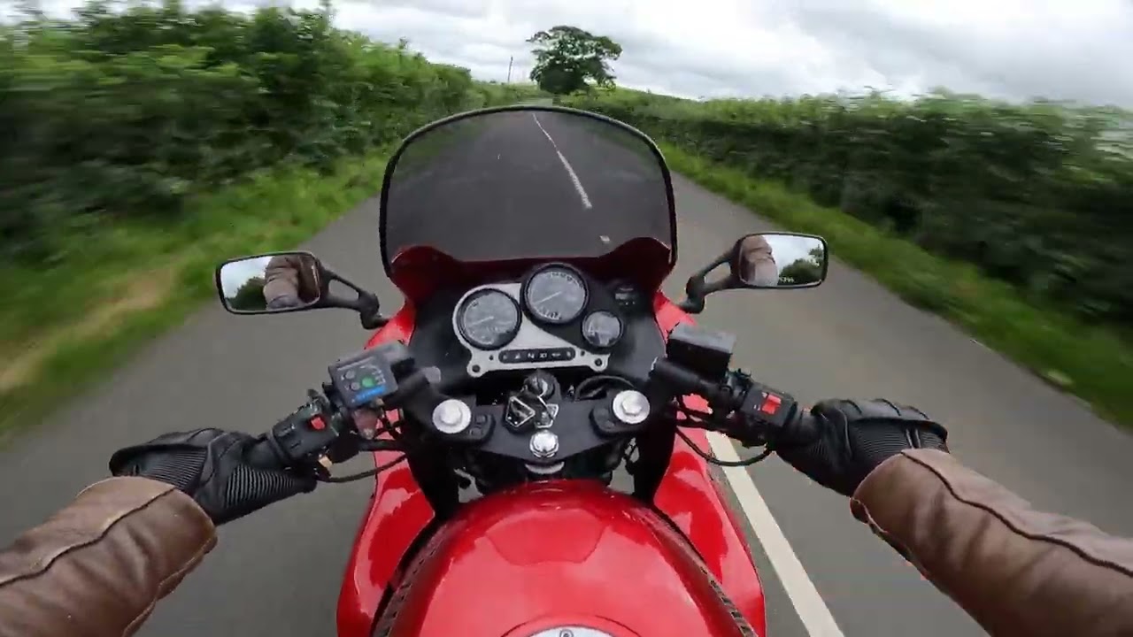 Some more Triumph Sprint 900