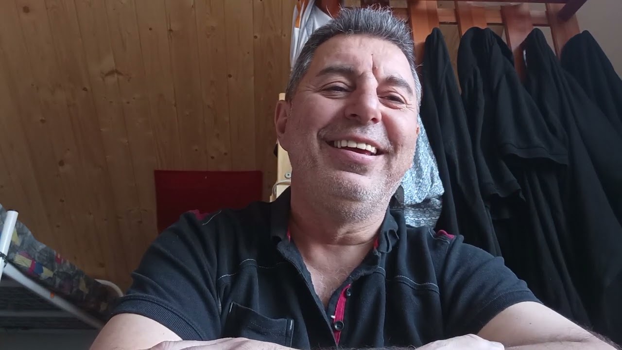 GÖZLERİM YAŞLI 