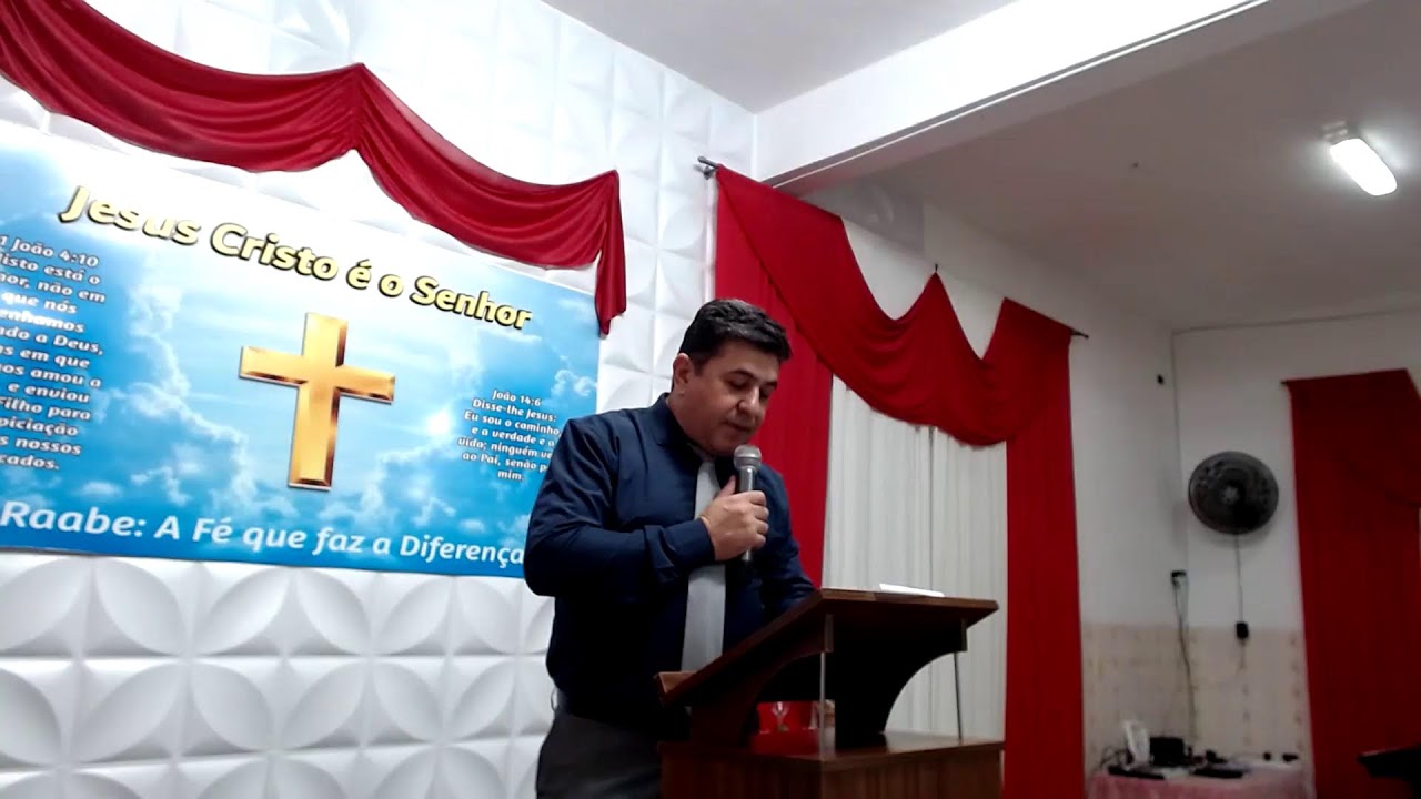 Ministério Momento com Deus.