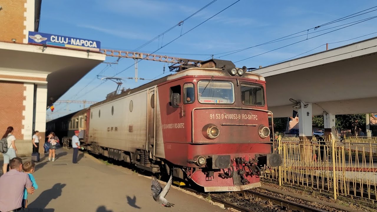 R3080 Cluj Napoca-Teius pleaca din statie de la linia 1 cu masina de 160km/h (nu atinge viteza asta)