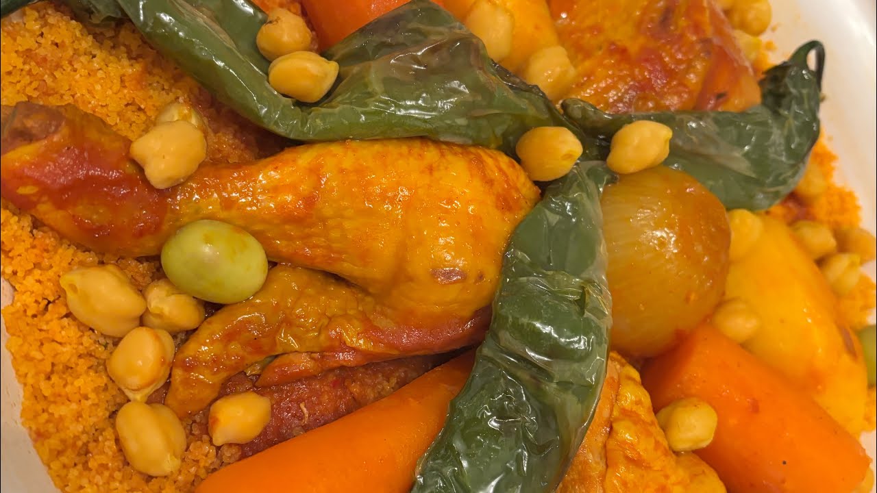 Cous cous bel Djej Tunisien #couscous #couscousrecipe #cuisinetunisienne #recette #cuisinerecipe 