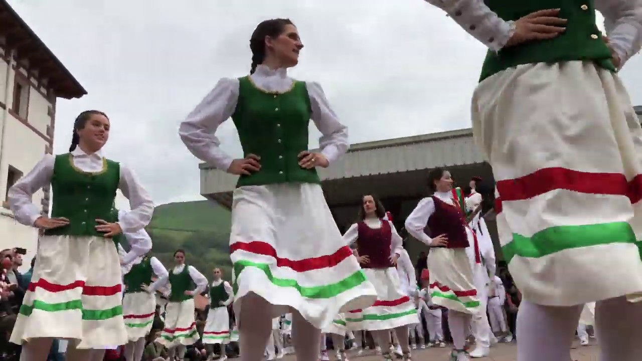 Bolant Eguna 2019, Luzaïde Valcarlos a su préserver l'une des danses ancestrales de Navarre