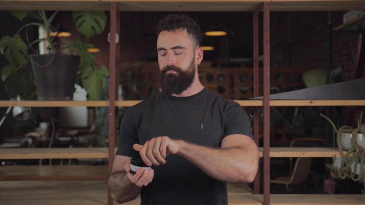 How to use and apply beard balm