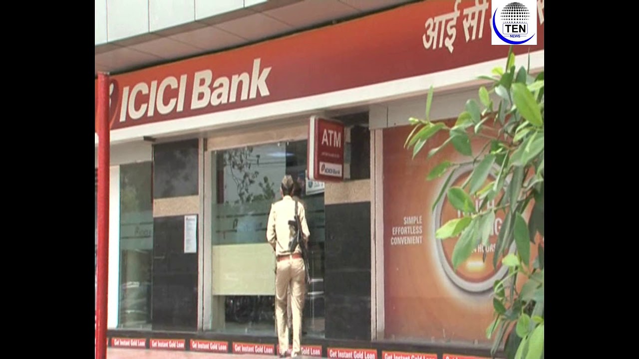 Rs. 8 lakh Looted from bank in Noida Sector 18 | police investigation underway