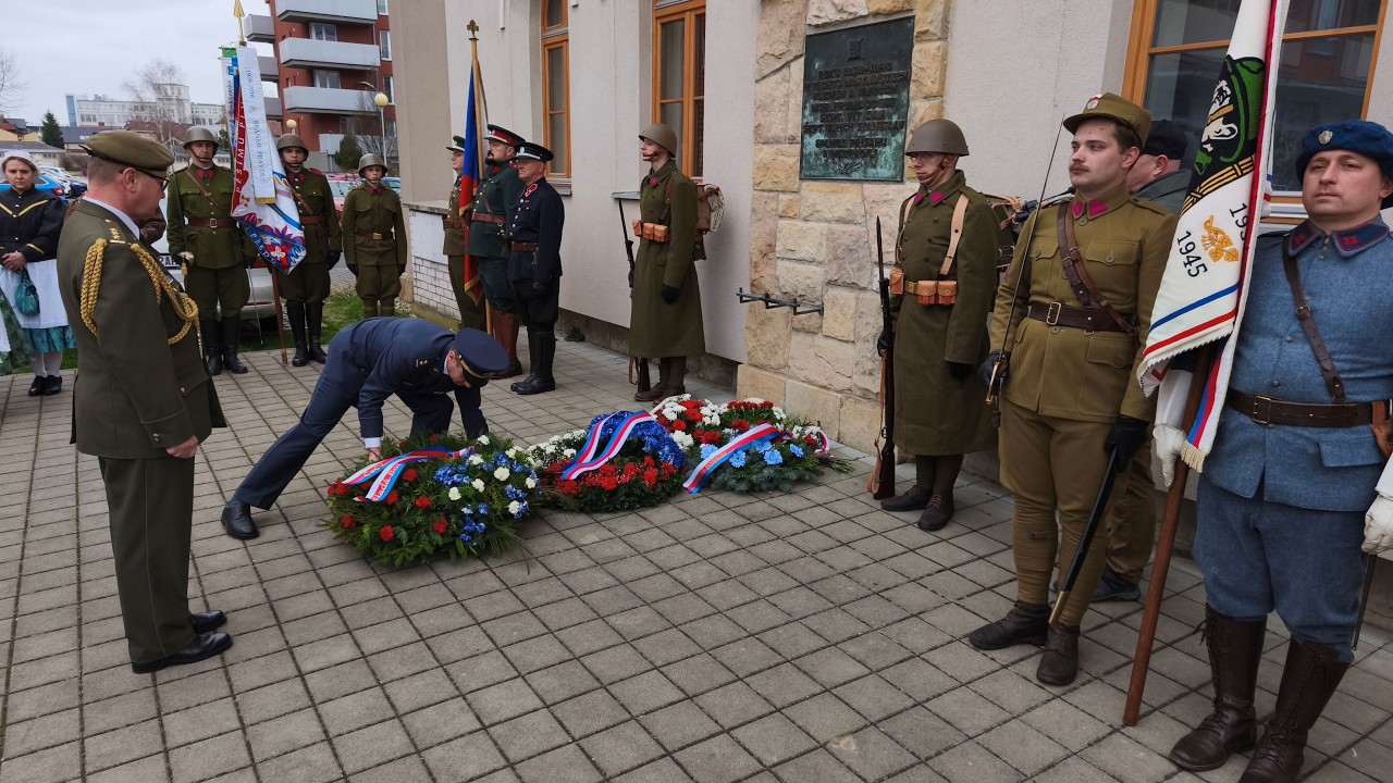 Mladá Boleslav: Veřejnost si připomněla 87. výročí začátku nacistické okupace 15. března 1939