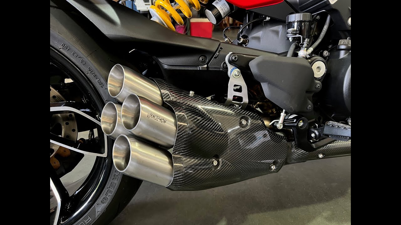 THE ULTIMATE - VANDEMON DUCATI DIAVEL V4 STEALTH TITANIUM EXHAUST RIDE-BY        VOLUME UP