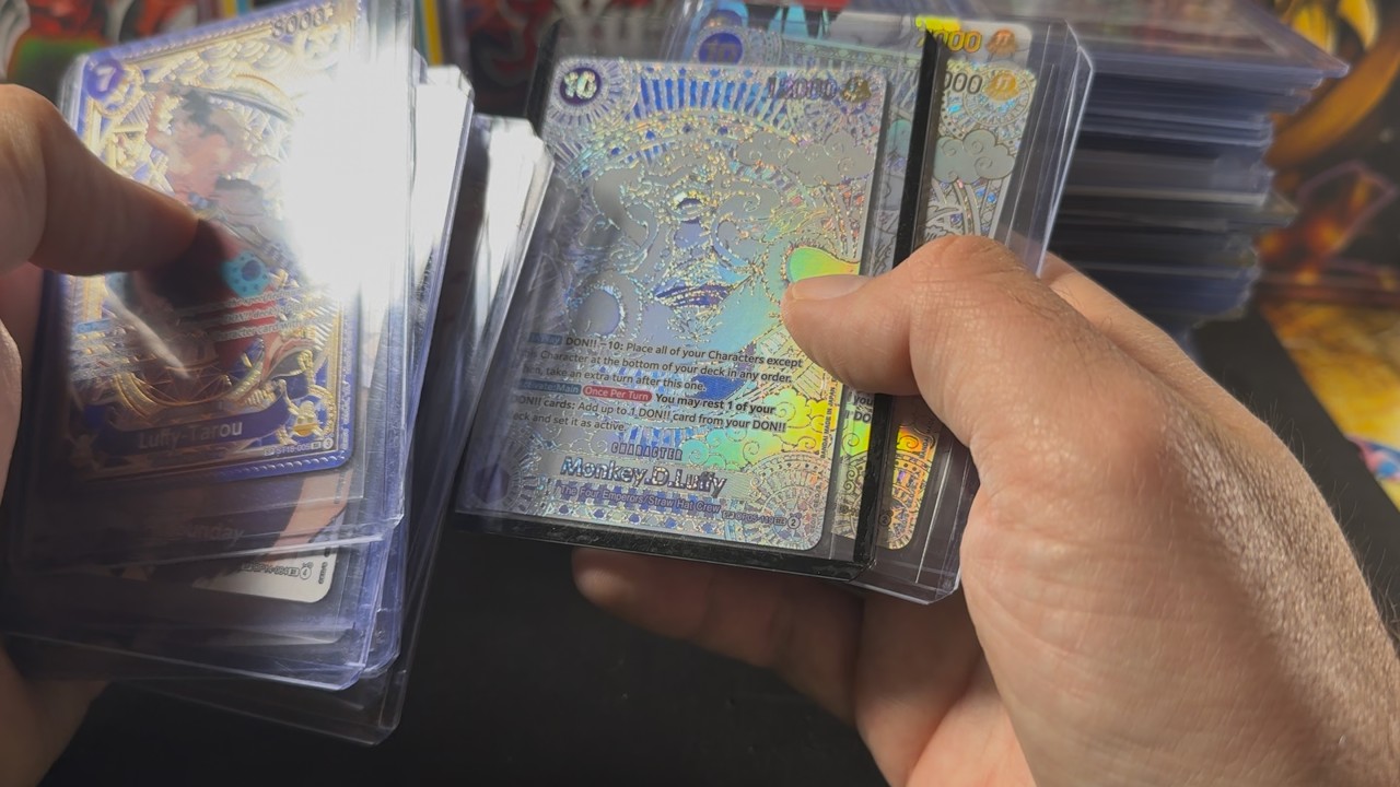 Топовые карты One Piece и старые голографические карты Pok&eacute;mon от WoTC для грейдинга