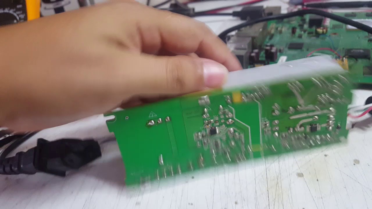 Reparo na fonte similar do xbox 360 slim