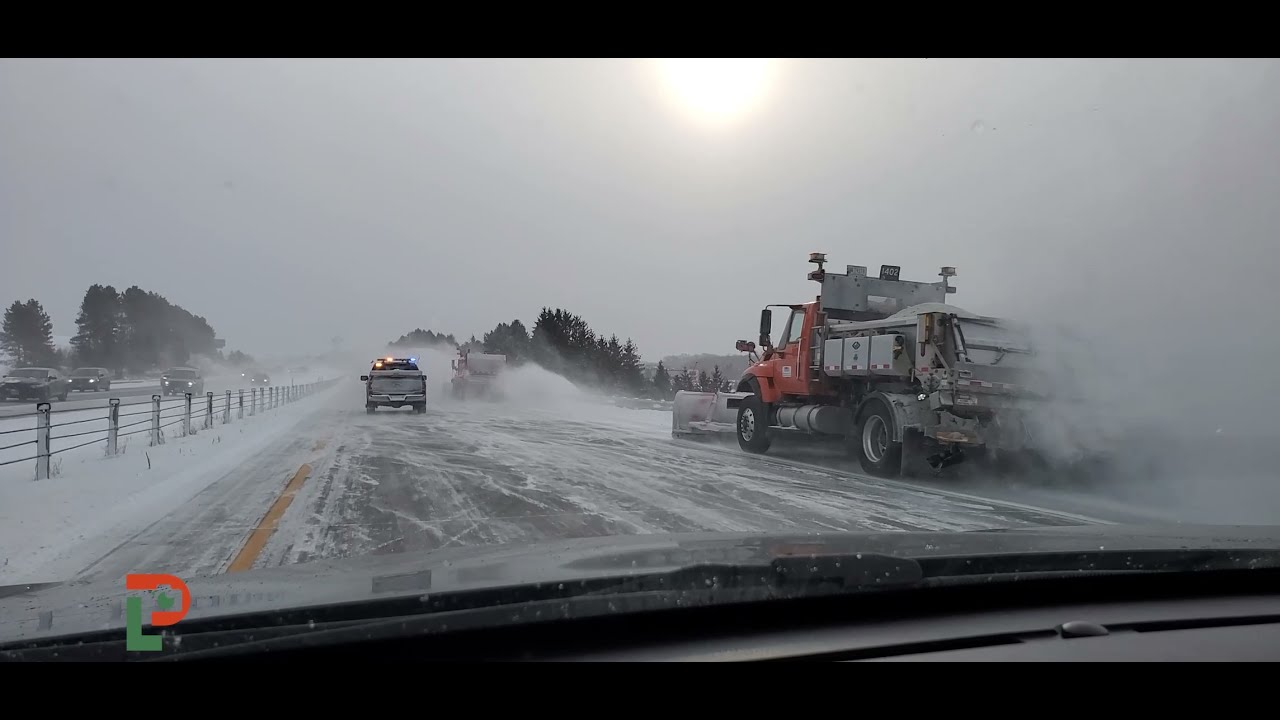 MN DOT I-35 Snow Convoy Plow Gang - Twin Cities | January 5, 2021