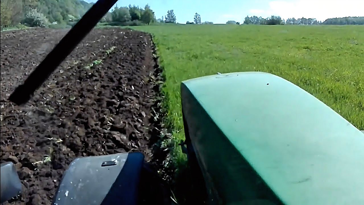 John Deere 8300 & wydmuchało uszczelkę pod kolektorem 