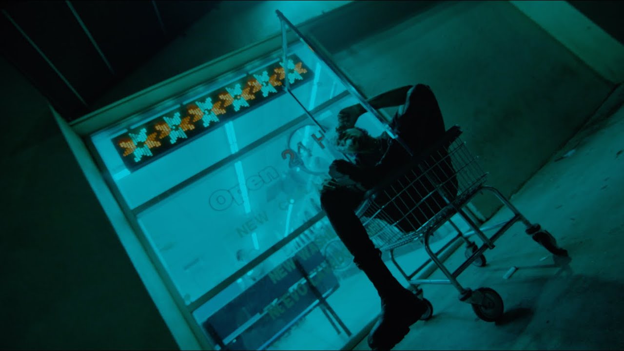 Fijimacintosh - Blue Hair Dye [Official Video]
