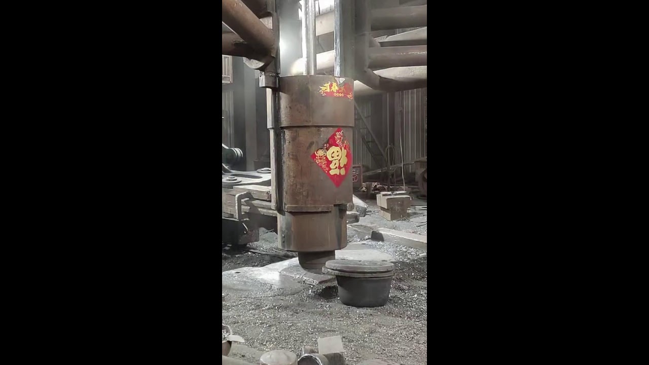 LIVE: Immersive Forging Experience