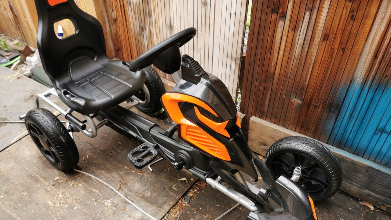 Présentation complète du kart grand frisson. Du déballage au montage. Kart à pédales pour enfant