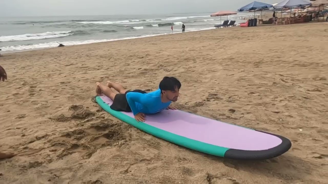 Private surfing lesson for beginners