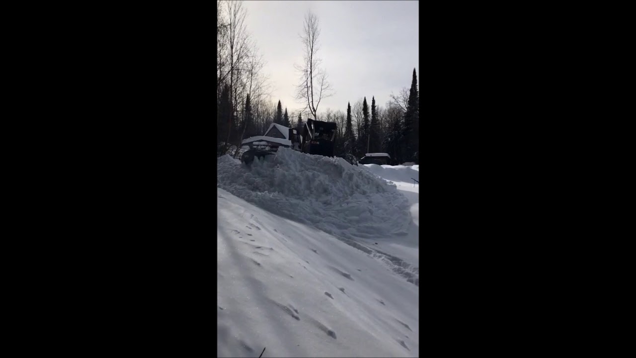 1978 Timberjack 230D Cable skidder snow plowing