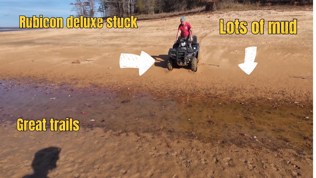 Hondas go mudding!!! At Sardis lake Mississippi