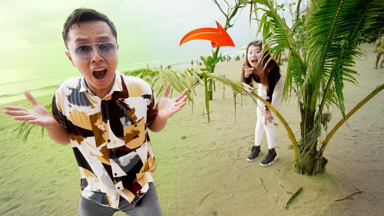 SEMBUNYI-SEMBUNYIAN DI PANTAI KUTA!!
