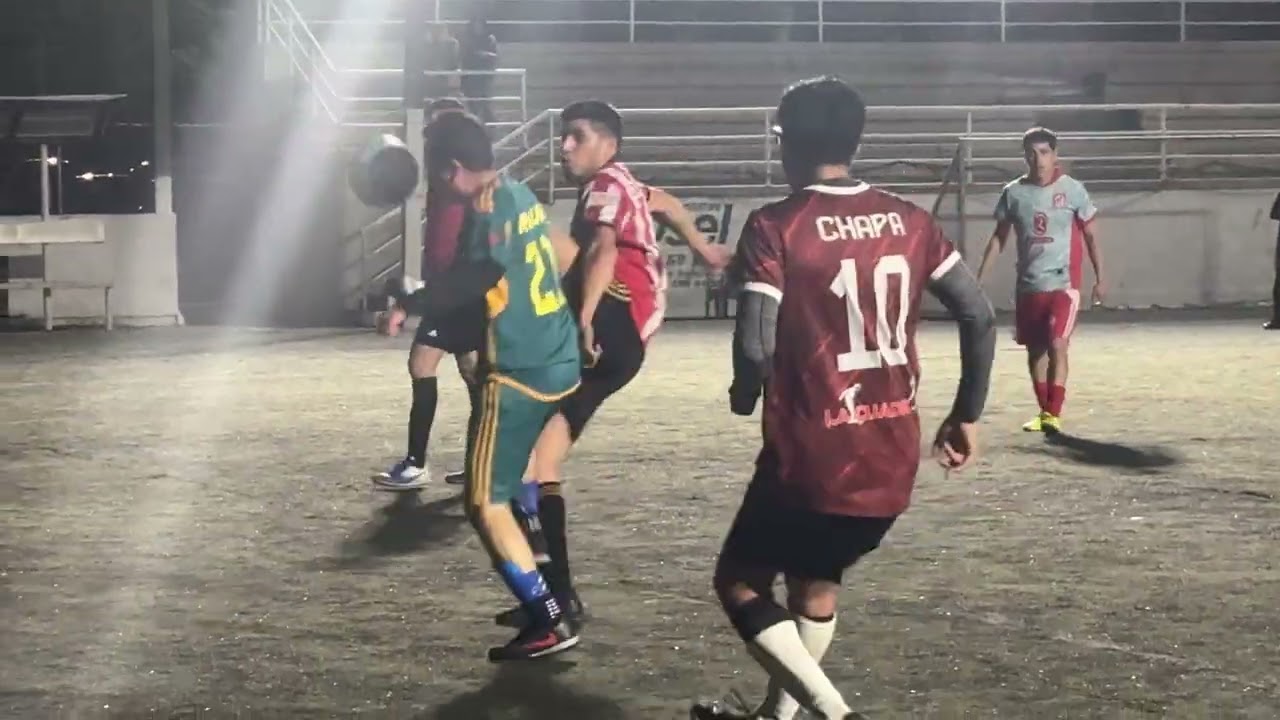 Tremenda Remontada Del Javetas ( liga zonkys dia Jueves El Capibara Albitrio Vien 👍 )