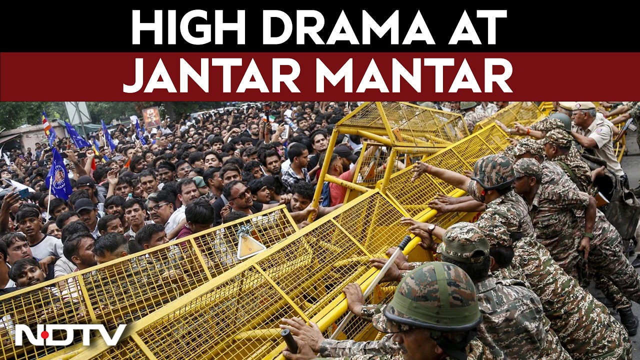 Jantar Mantar LIVE | Delhi Protest Turns Violent | Protesters Push Barricades, 50+ Cops Injured