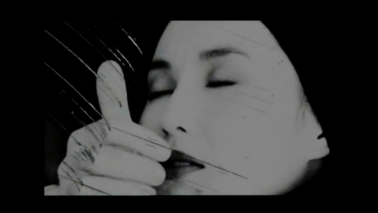 KATE BUSH - Leave It Open