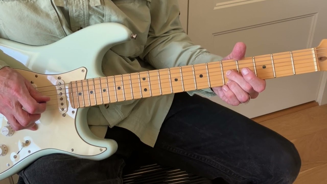 She's a Woman - The Beatles: 3-Minute Guitar Licks
