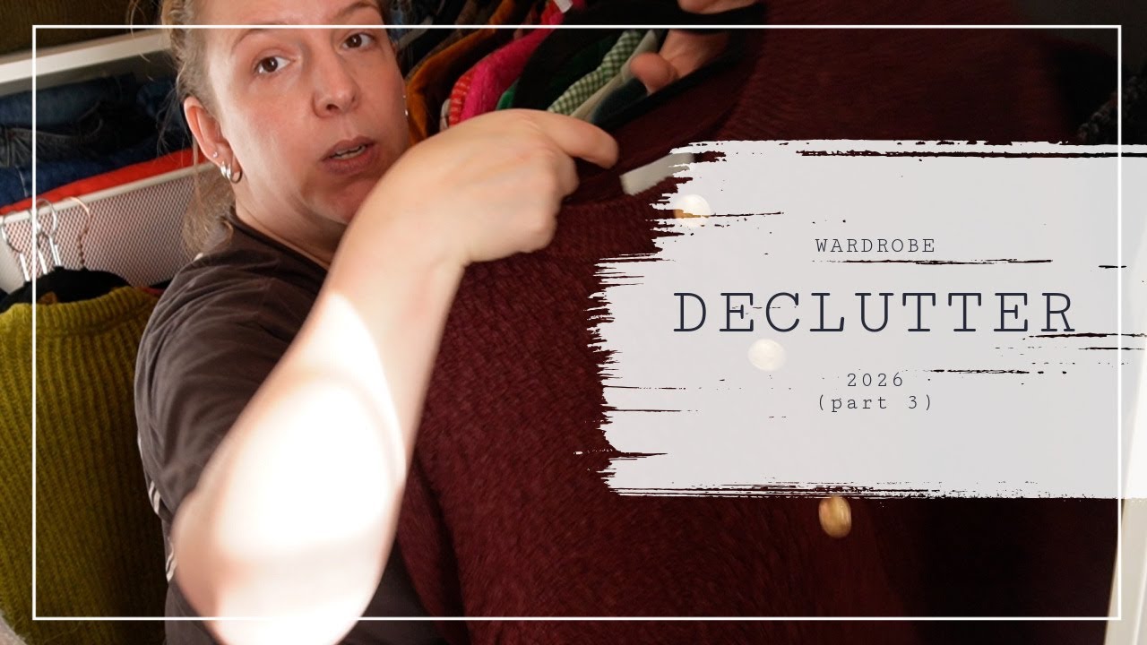 WARDROBE DECLUTTER PART 3 // Long sleeves, blazers, cardigans & long skirts