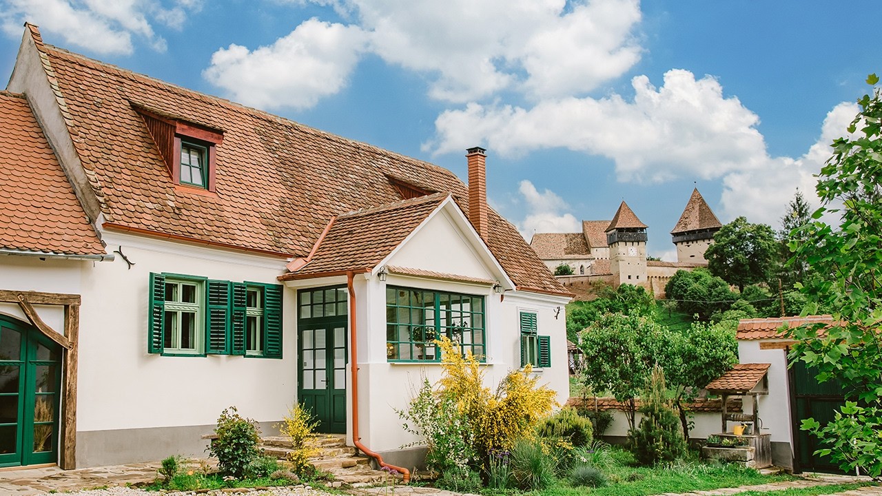 AlmaCalma Guesthouse — Restored Saxon House in Alma Vii, Transylvania | Slow Living Retreat