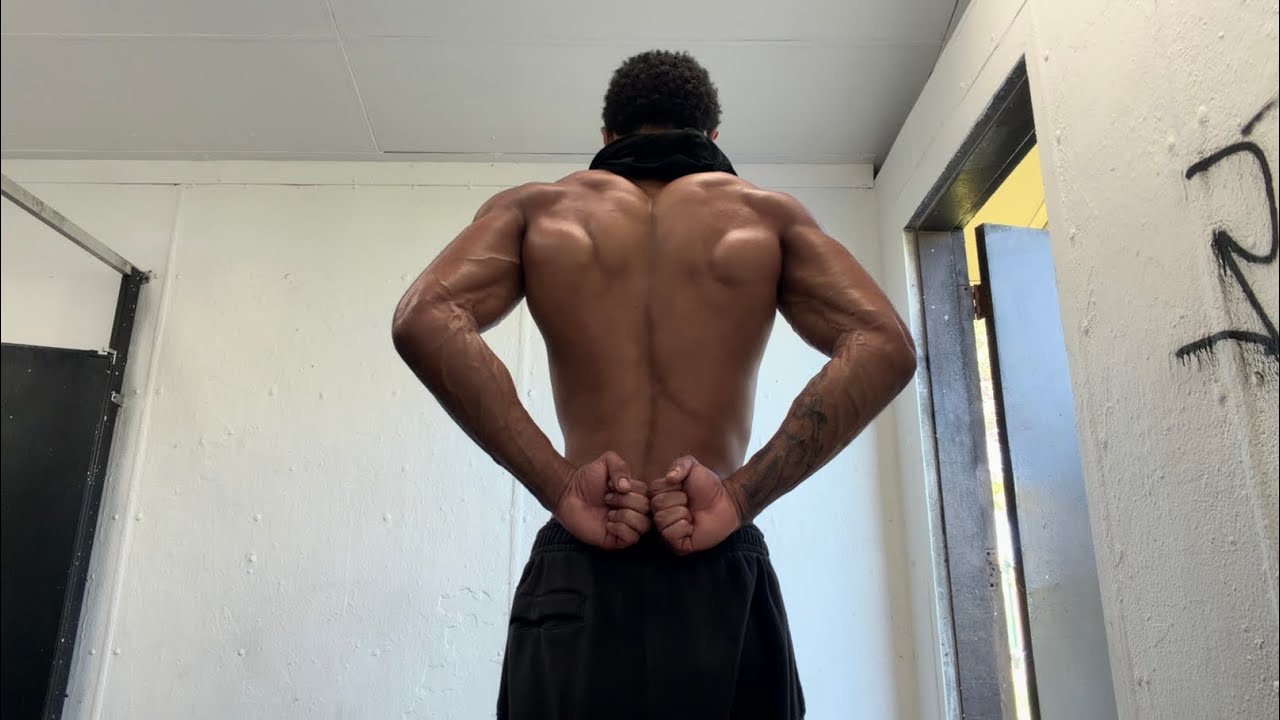 Calisthenic session #44 | Dirty bathroom flex, but the work is more than solid