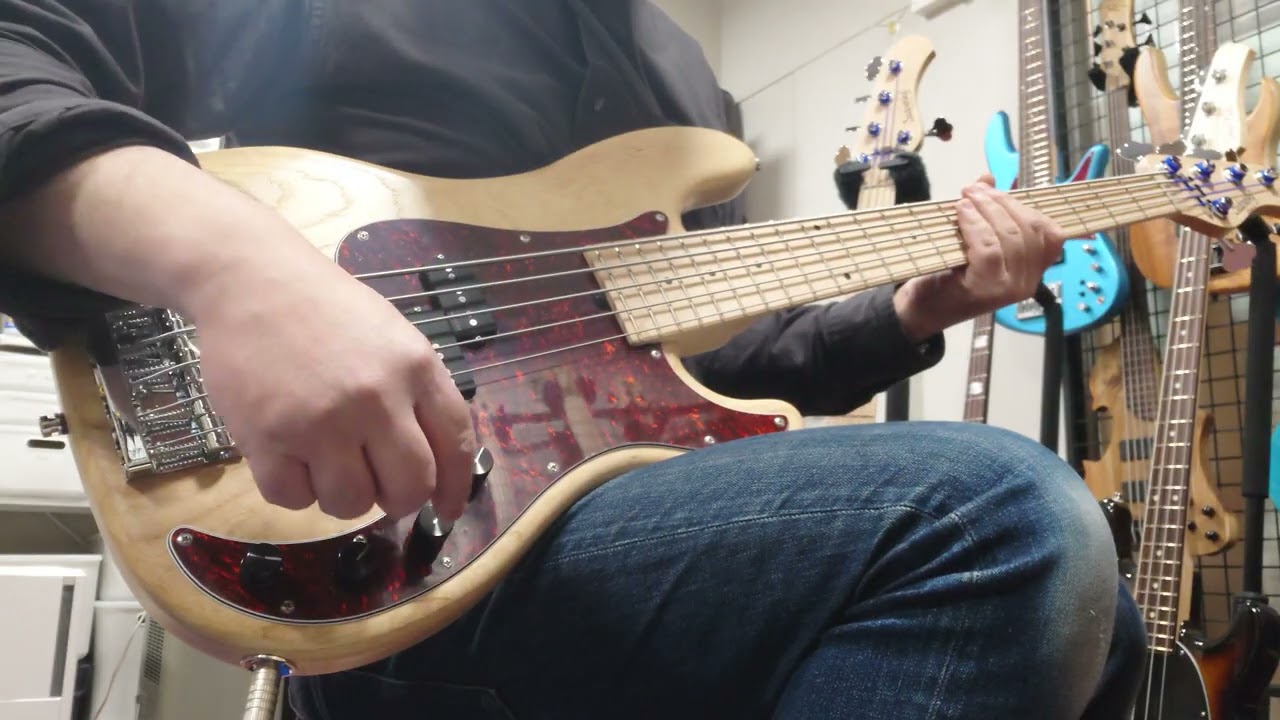 Sadowsky MetroLine 21-Fret Hybrid P/J Bass, Swamp Ash , 5-String - Natural Transparent Satin DEMO