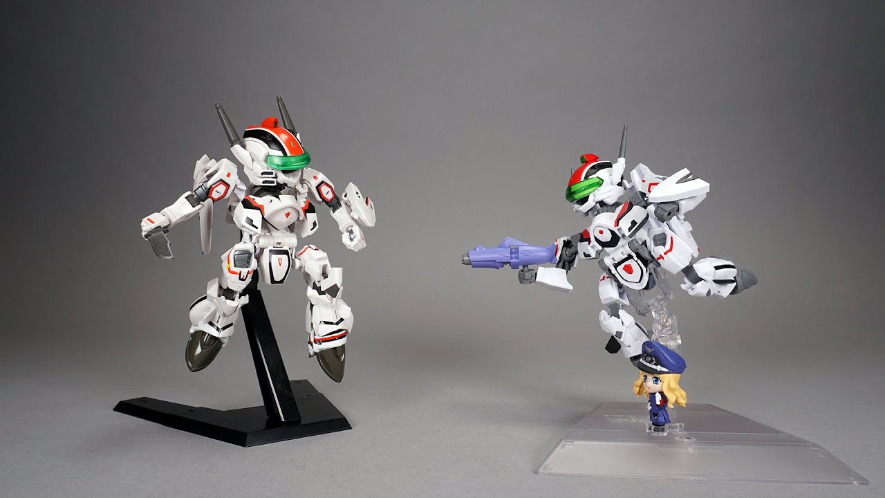 Bandai Tiny Session VF-25 против SD Infinity VF 25