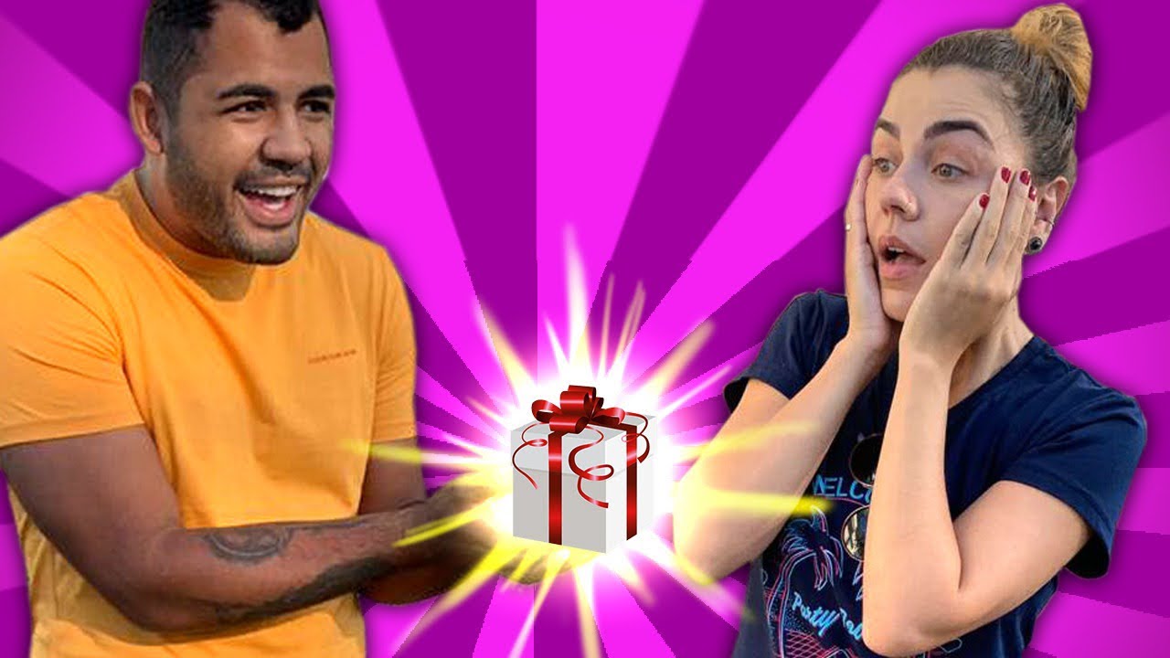 FIZ UMA SURPRESA DE ANIVERSÁRIO PARA MINHA NAMORADA
