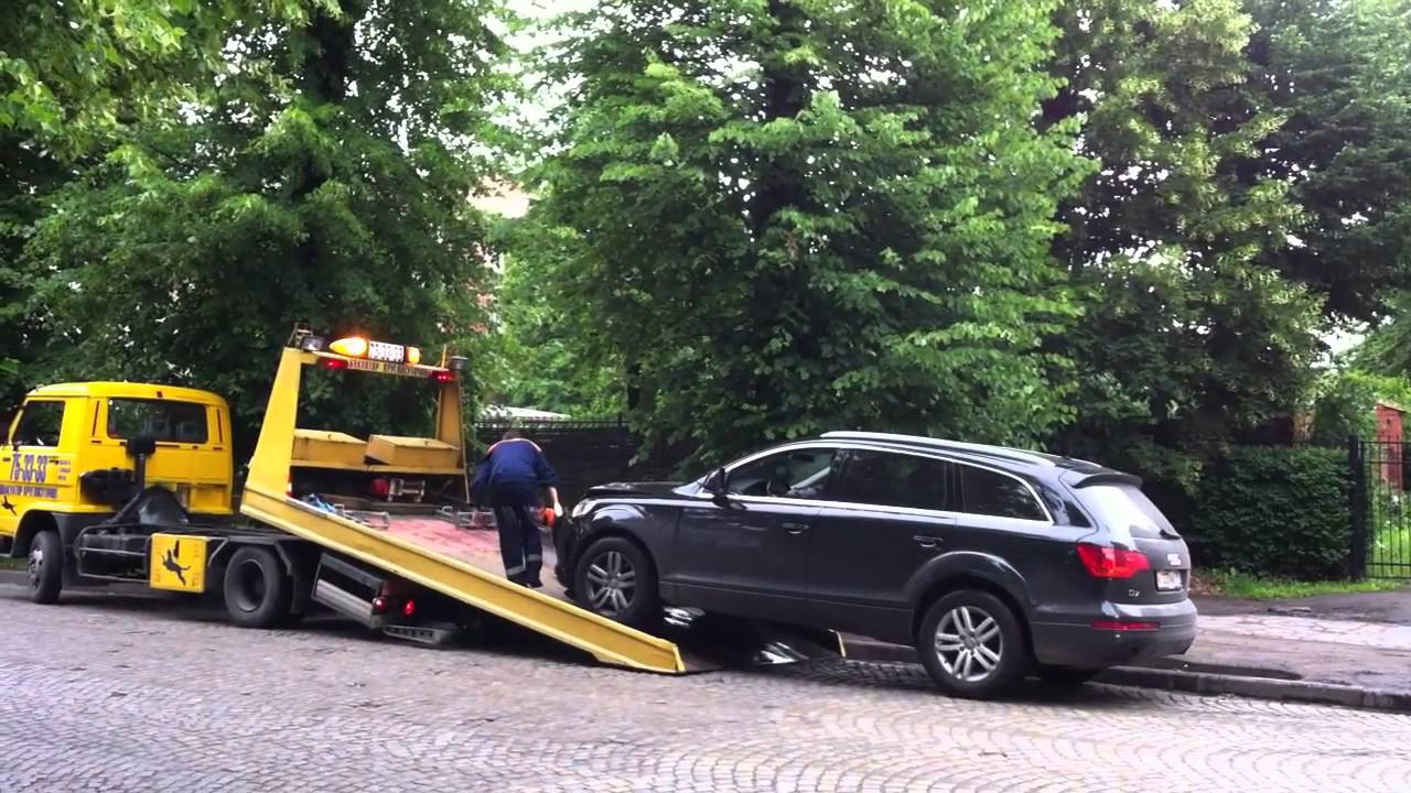 Авария фольксваген и джип ауди 22 06 12