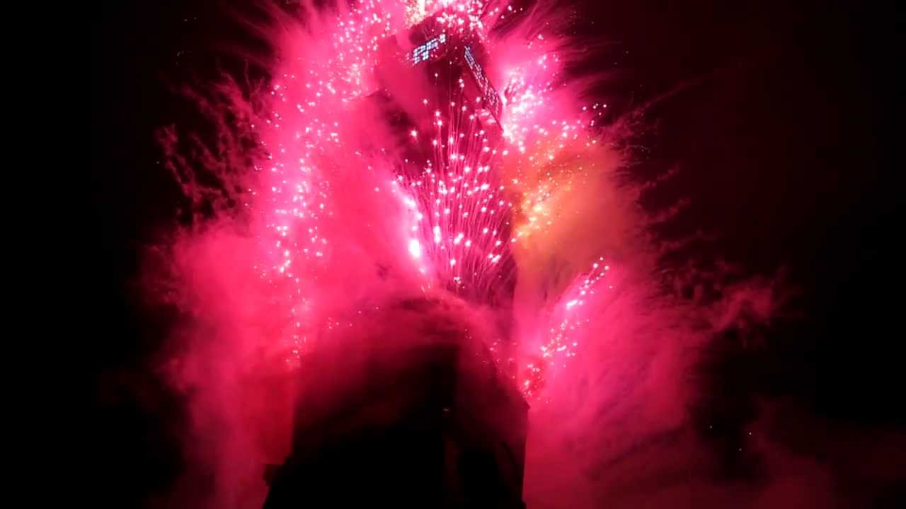 2012 Taipei 101 fireworks [HD]