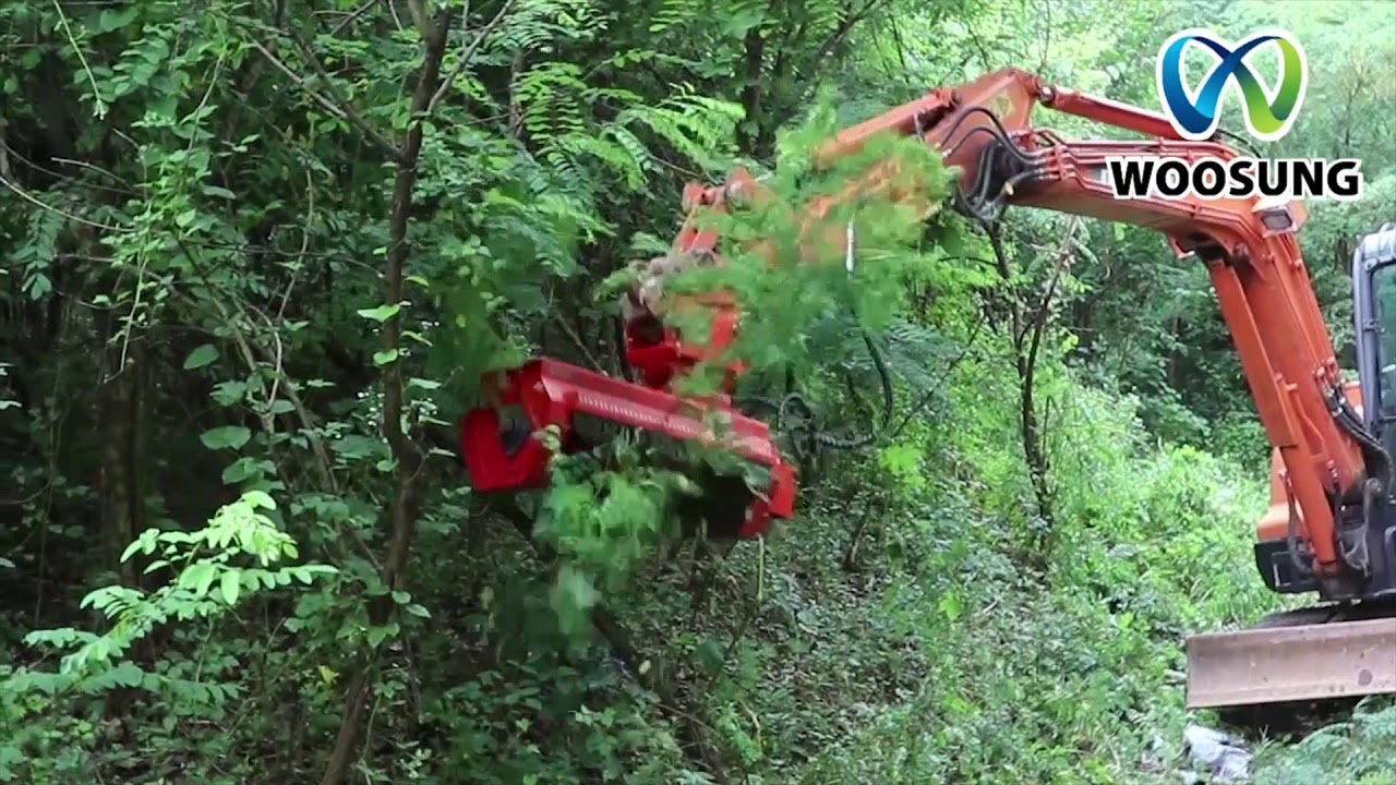 우성정공(주) 굴삭기 장착형 제초작업기 작업영상의 사본/(Woo sung)  Weeding machine for excavator working video
