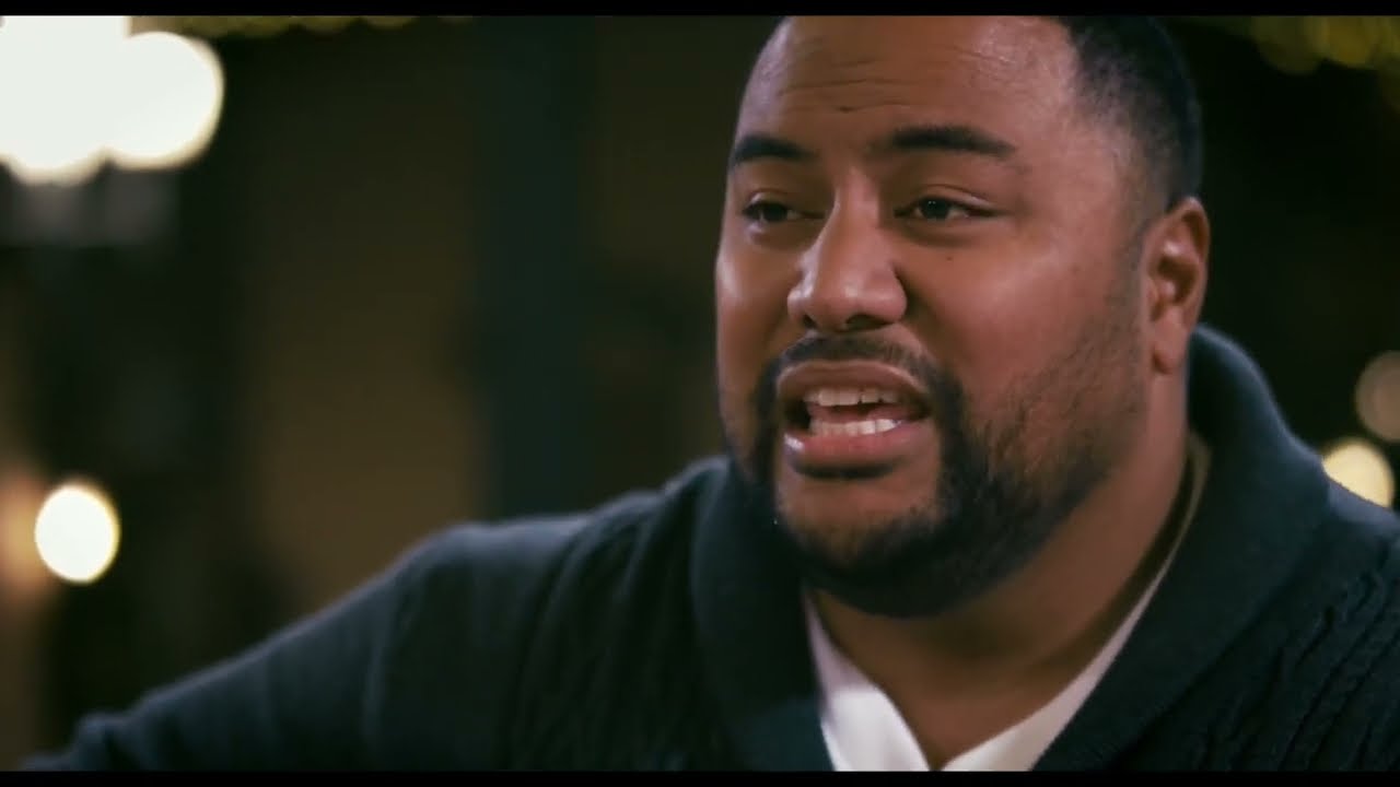 Junior Maile - Away in a Manger (Music Video) ft Pati