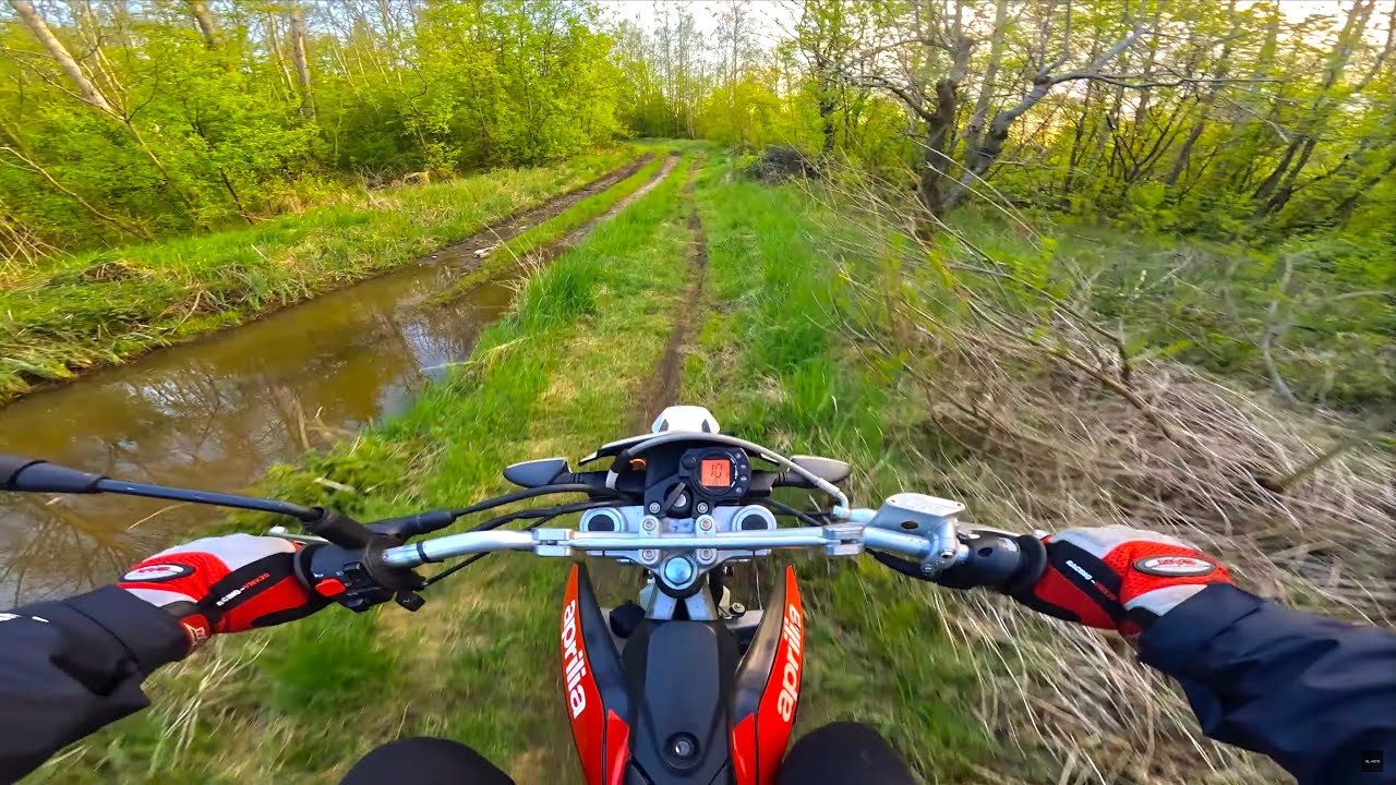 APRILIA RX 50 2-Stroke 2015 | 4K POV Off-Road Test Ride